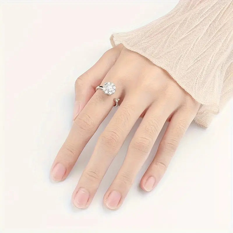 Chic Cuff Ring Rotatable Sparkling Flower Paved Shining zirconia Silvery Or Golden Make Your Call Trendy Fidget Ring