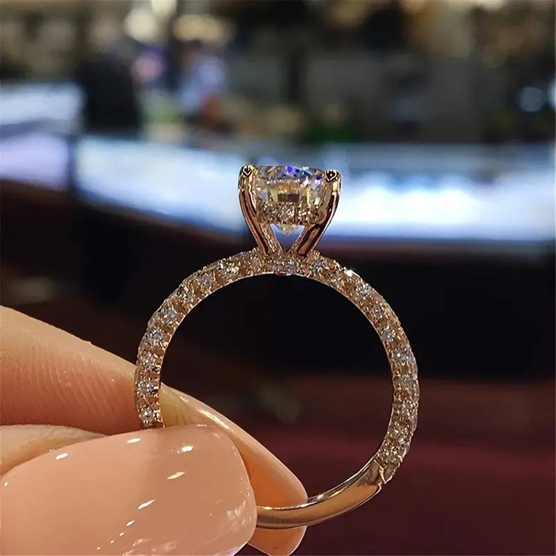 Luxury Blingbling Ladies Fashion Halo Ring, Elegant Crystal zirconia Engagement Band Accessory For Wedding And Party, Women's Gift Jewelry Ring